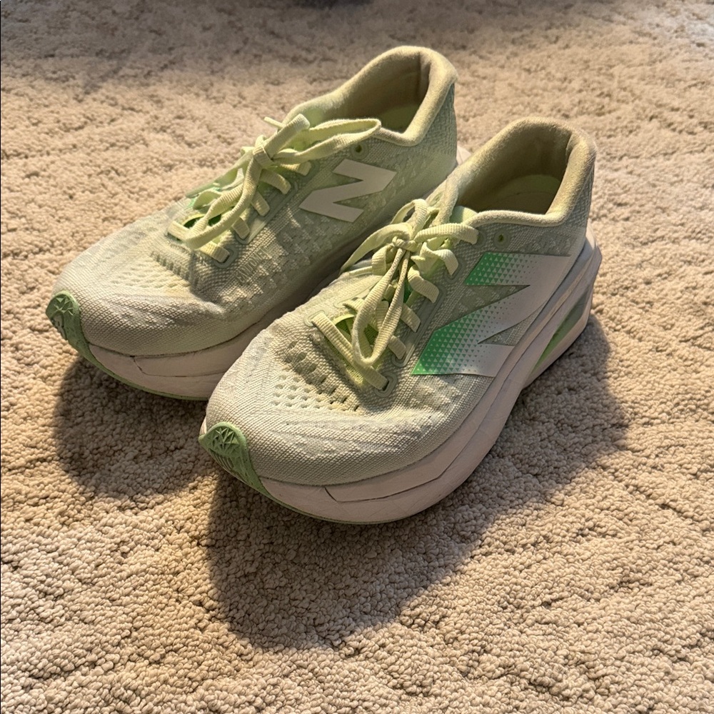 New Balance Women's Light Green Sneakers